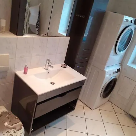 Schoene Und Ruhige In Ottendorf