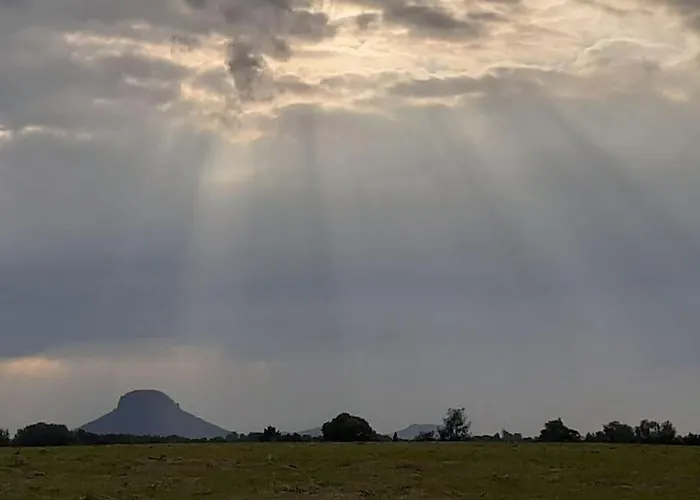 شقة Schoene Und Ruhige In Ottendorf *