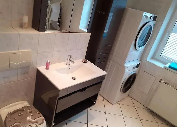 Schoene Und Ruhige In Ottendorf