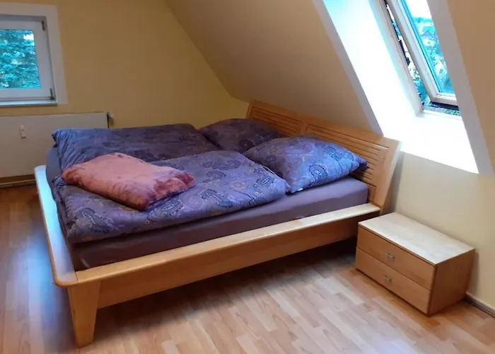 شقة Schoene Und Ruhige In Ottendorf *