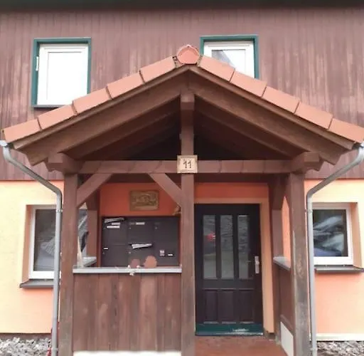 Schoene Und Ruhige In Ottendorf زبنيتس